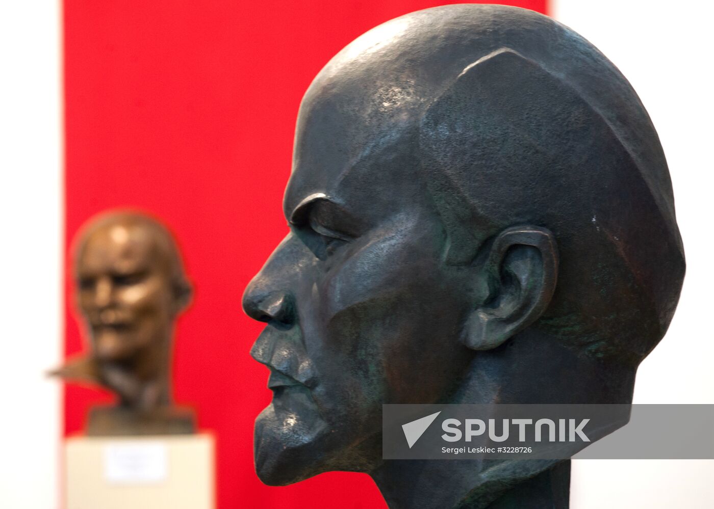 Lenin '17 exhibition unveiled in Minsk