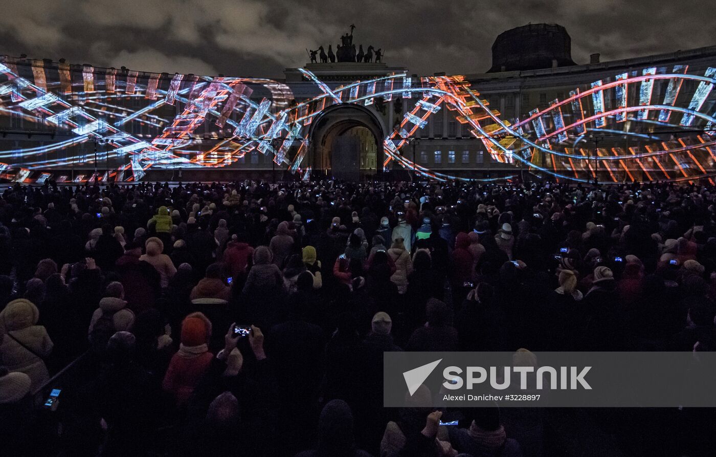 3D video mapping show on Palace Square in St. Petersburg