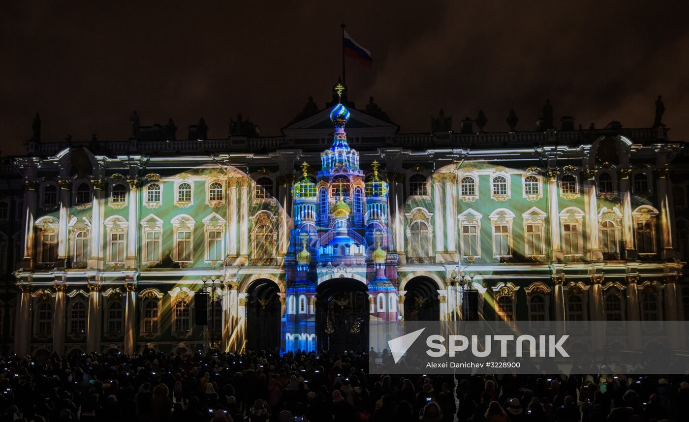 3D video mapping show on Palace Square in St. Petersburg