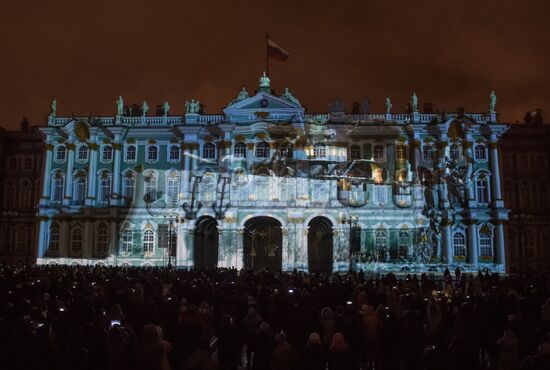 3D video mapping show on Palace Square in St. Petersburg