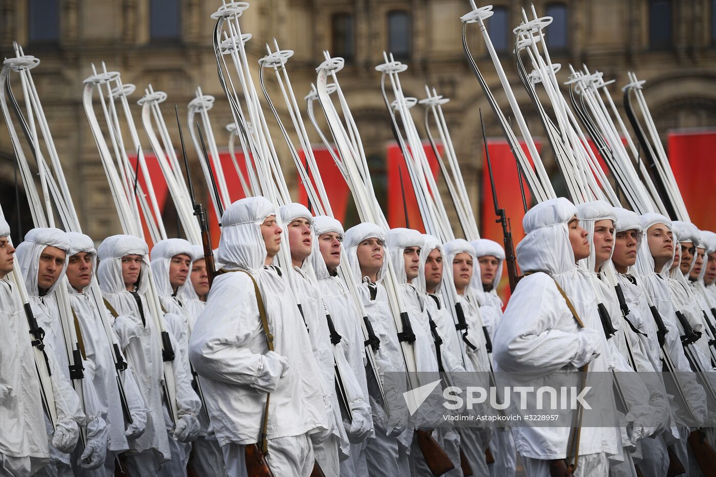 Final rehearsal of march marking 76th anniversary of 1941 parade