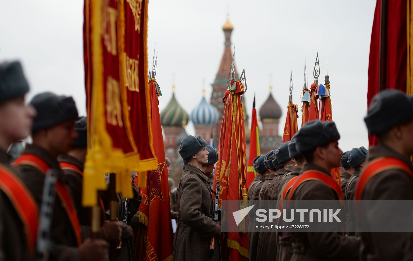 Final rehearsal of march marking 76th anniversary of 1941 parade