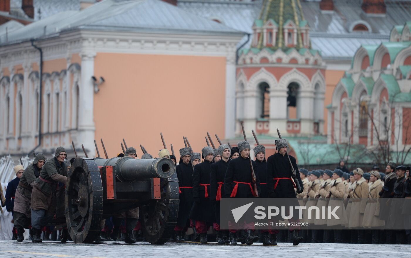Final rehearsal of march marking 76th anniversary of 1941 parade