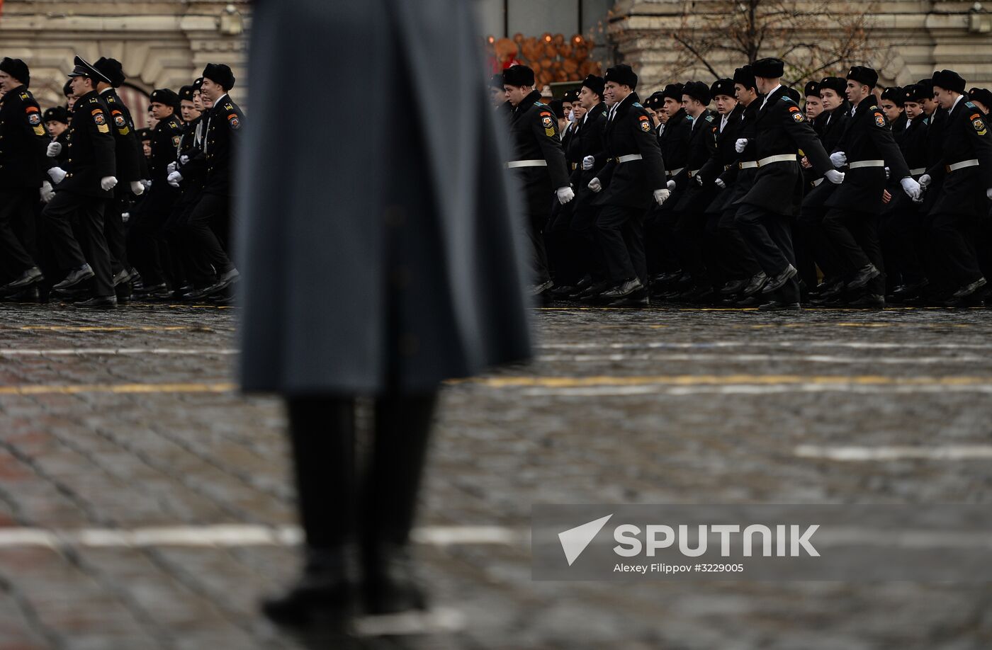 Final rehearsal of march marking 76th anniversary of 1941 parade