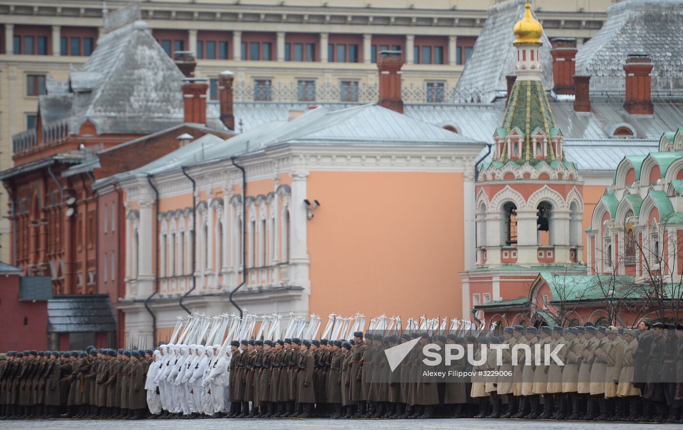 Final rehearsal of march marking 76th anniversary of 1941 parade