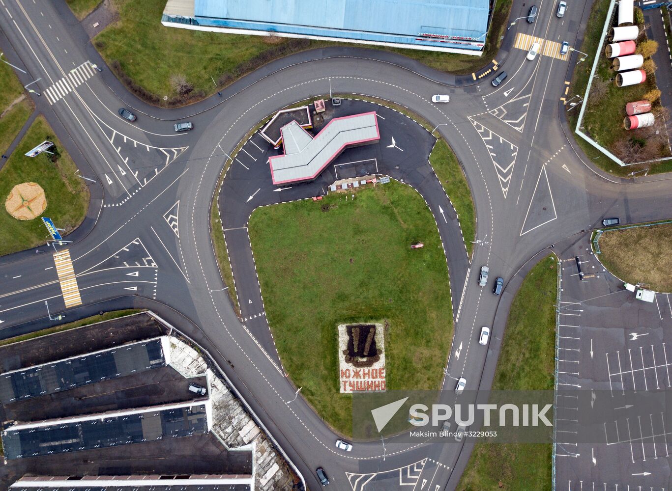 Traffic roundabouts in Moscow