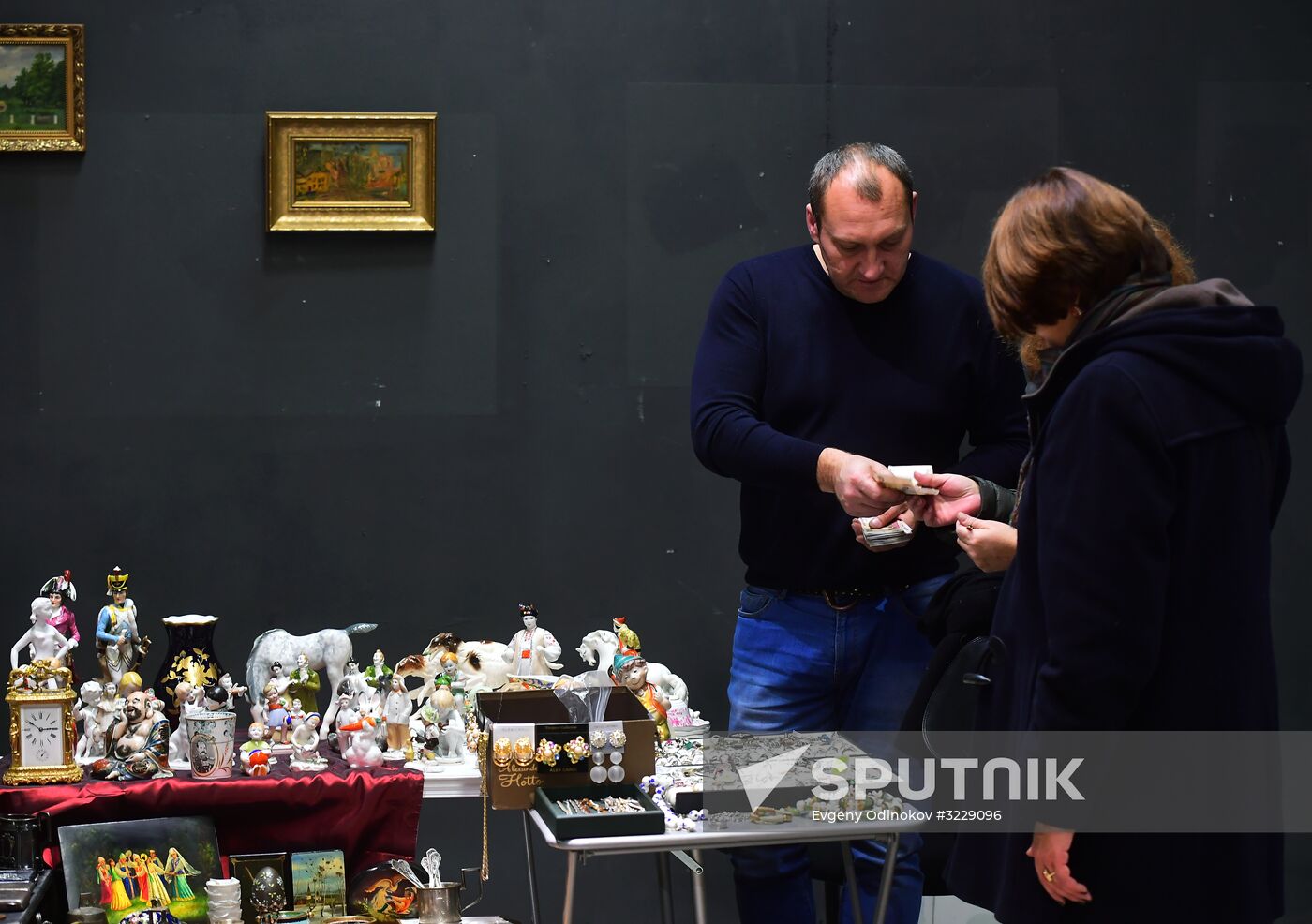 City flea market