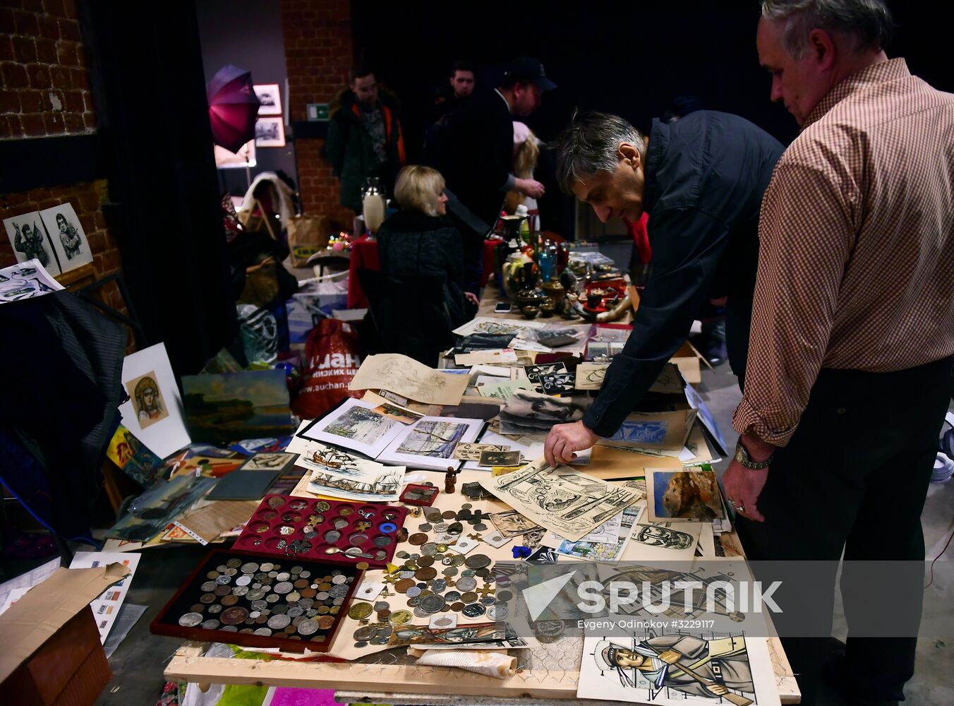 City flea market
