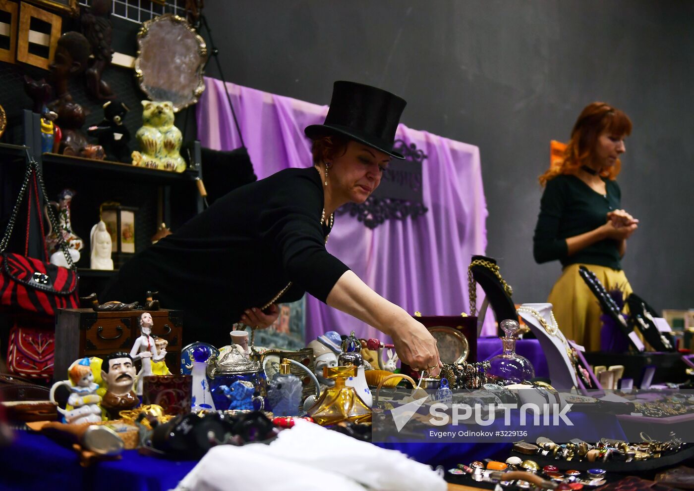 City flea market