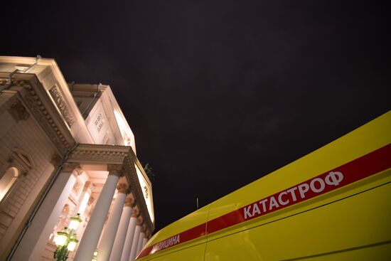 People evacuated from Bolshoi Theater over bomb alerts