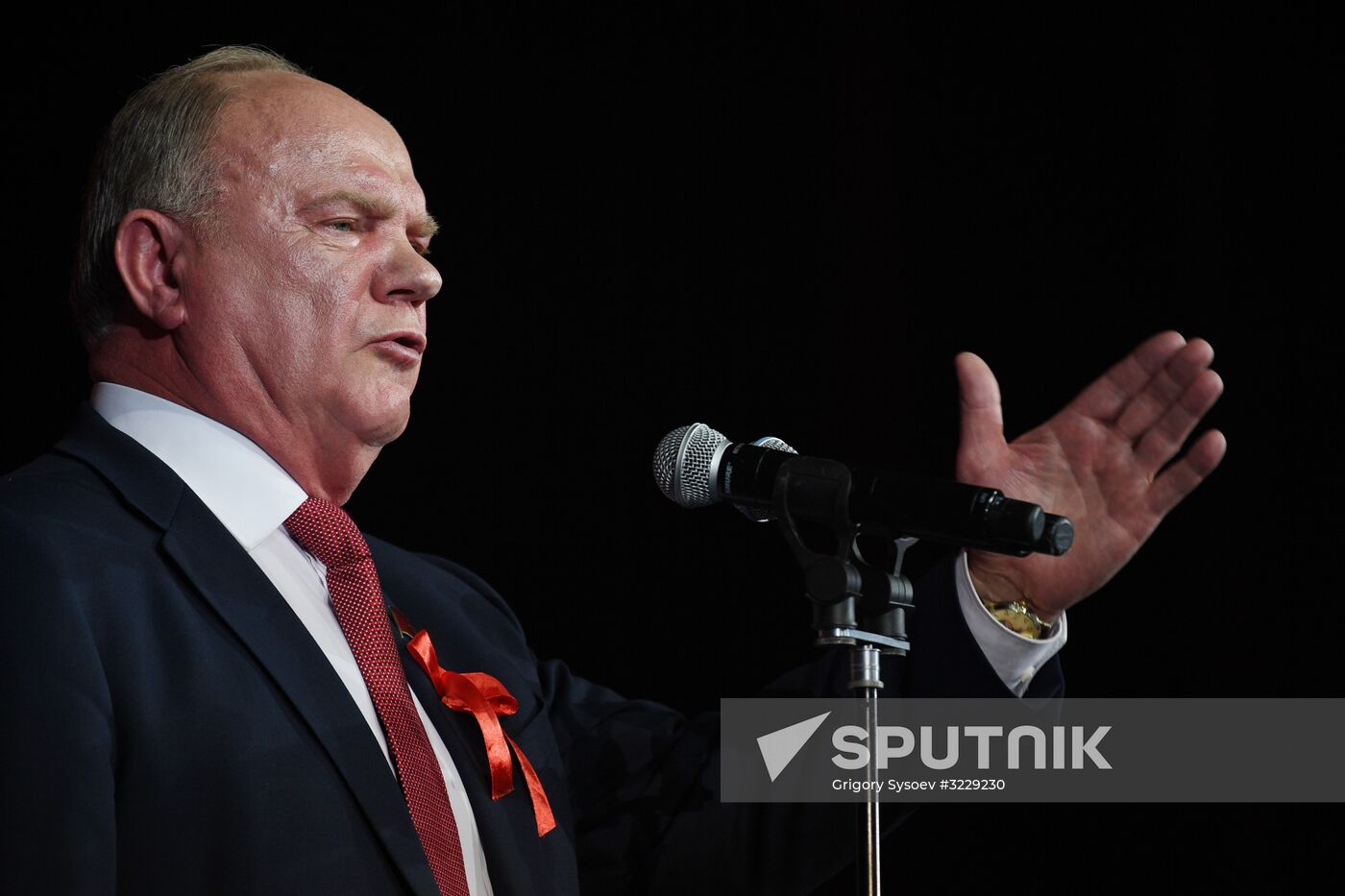 Gala to mark 100th anniversary of Great October Socialist Revolution