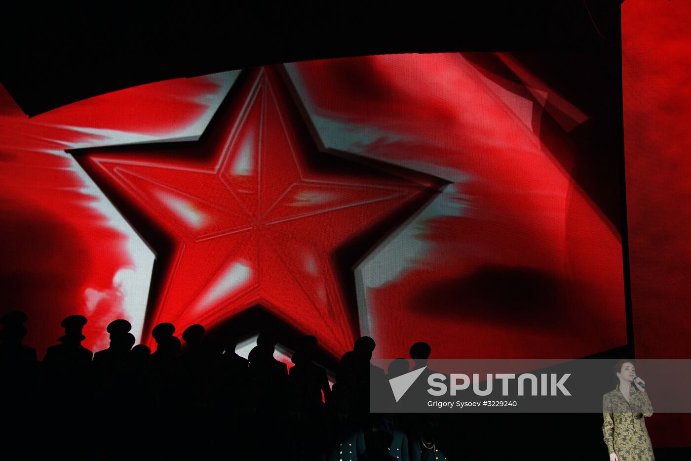 Gala to mark 100th anniversary of Great October Socialist Revolution