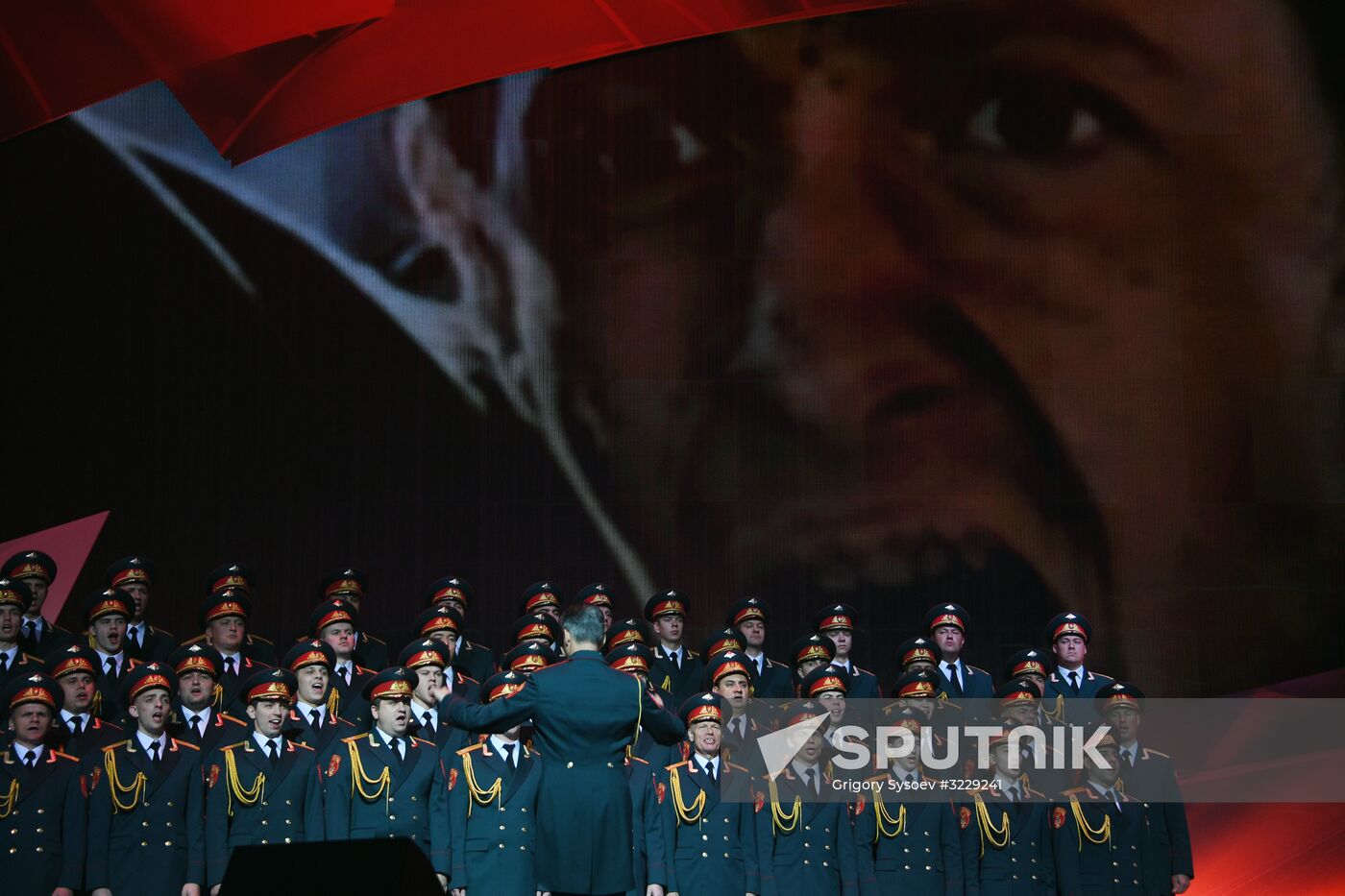 Gala to mark 100th anniversary of Great October Socialist Revolution