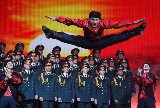 Gala to mark 100th anniversary of Great October Socialist Revolution
