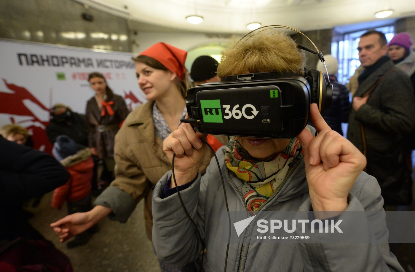 Videos Revolution 360 are shown in Moscow Metro