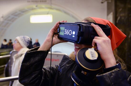 Videos Revolution 360 are shown in Moscow Metro