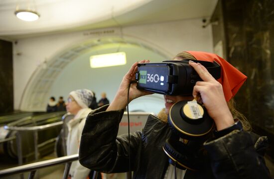 Videos Revolution 360 are shown in Moscow Metro