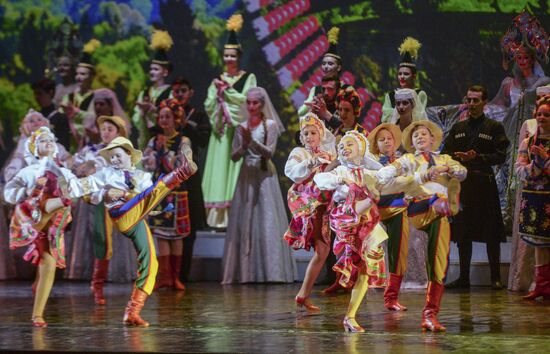 St. Petersburg hosts Revolution's Alarm Bell theatrical performance