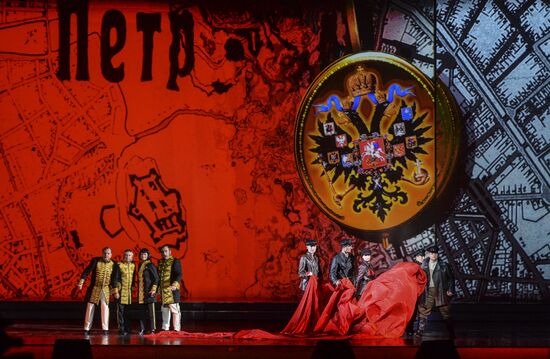 St. Petersburg hosts Revolution's Alarm Bell theatrical performance