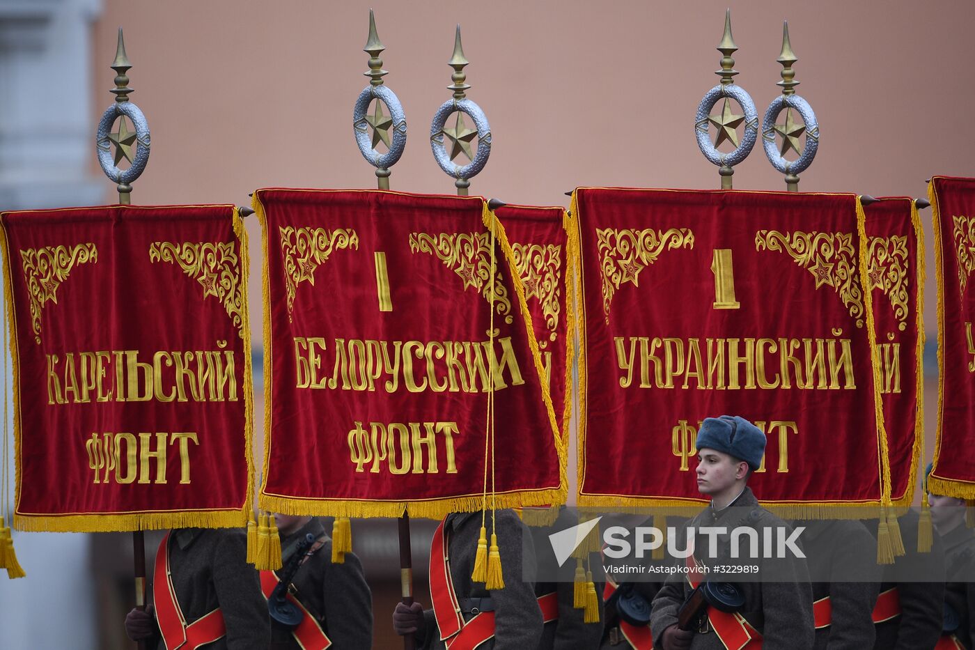 March marking 76th anniversary of November 7, 1941, military parade