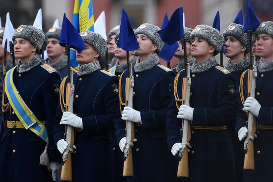 March marking 76th anniversary of November 7, 1941 military parade