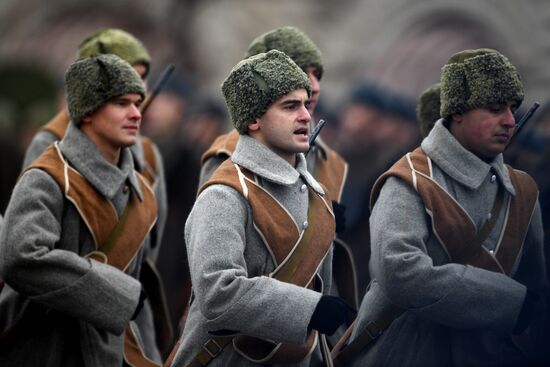 March marking 76th anniversary of November 7, 1941, military parade