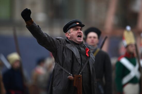 March marking 76th anniversary of November 7, 1941, military parade