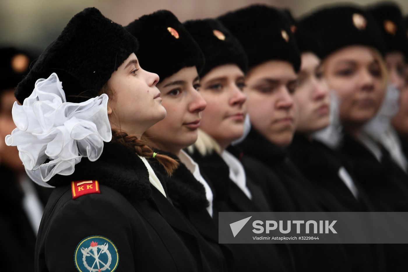 March marking 76th anniversary of November 7, 1941, military parade