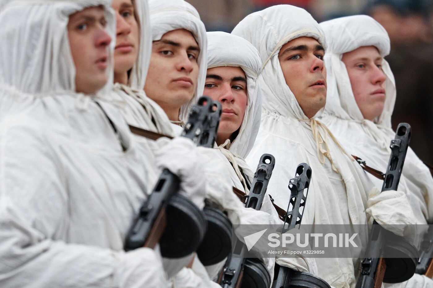 March marking 76th anniversary of November 7, 1941, military parade