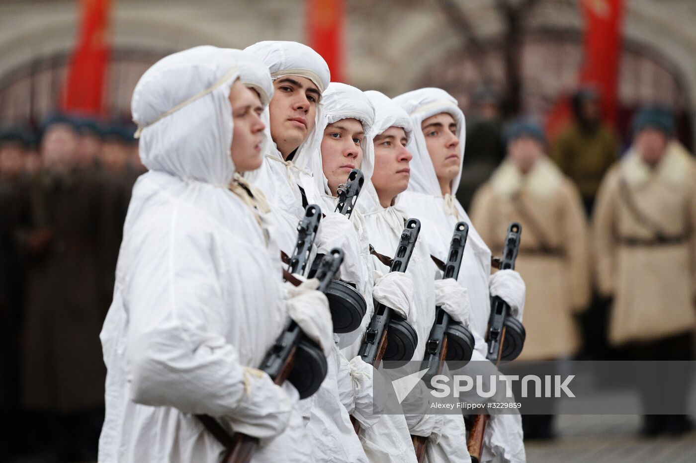 March marking 76th anniversary of November 7, 1941, military parade
