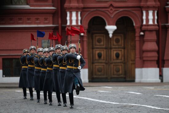 March marking 76th anniversary of November 7, 1941, military parade