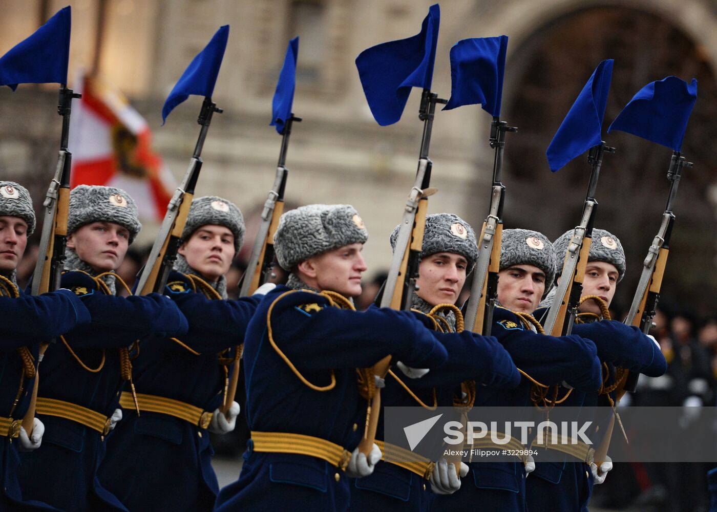 March marking 76th anniversary of November 7, 1941, military parade