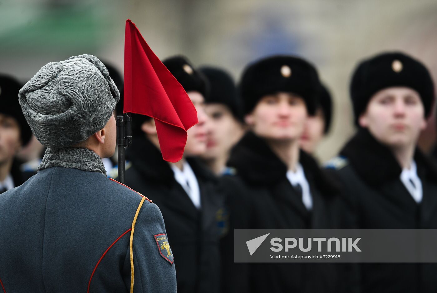 March marking 76th anniversary of November 7, 1941, military parade