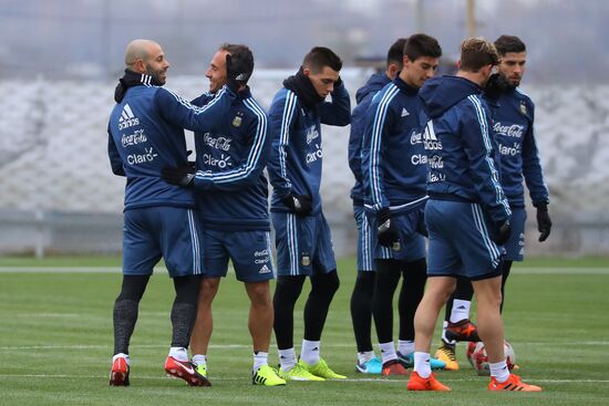 Football. Argentina's national team in training