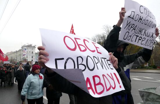 Rally against military action in Donetsk