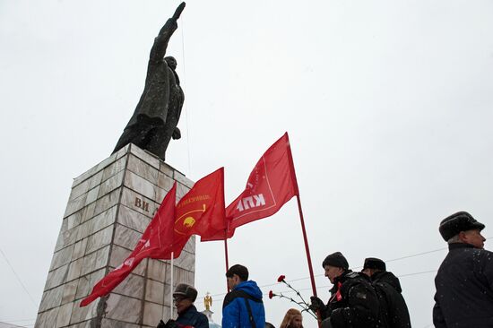 Celebrating 100th anniversary of October Socialist Revolution