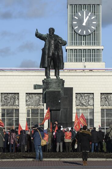 Celebrating 100th anniversary of October Socialist Revolution
