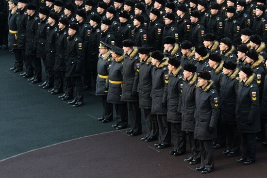 Pacific Higher Naval School marks 80th anniversary