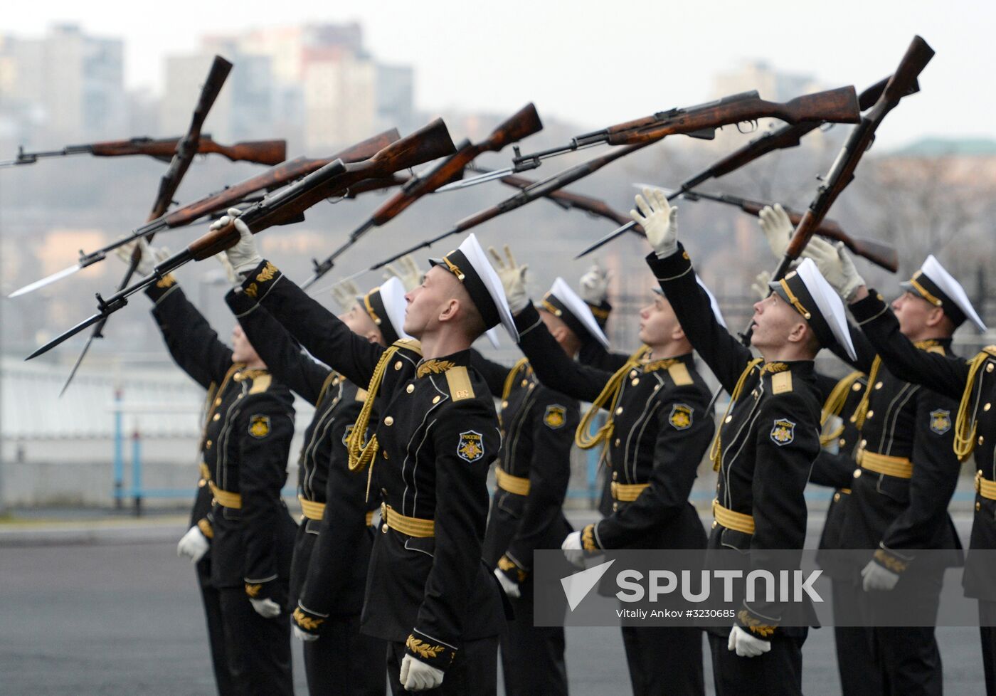 Pacific Higher Naval School marks 80th anniversary