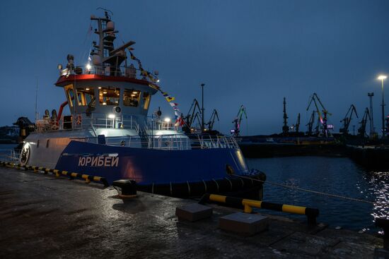 Icebreaking tug Yuribei arrives in Murmansk