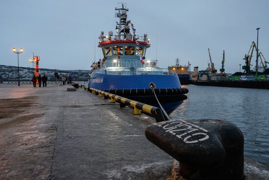 Icebreaking tug Yuribei arrives in Murmansk