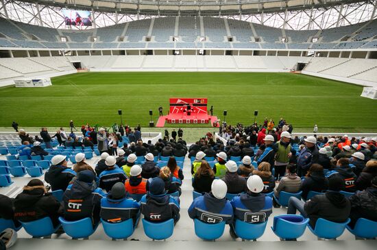 2018 FIFA World Cup top award is presented in Volgograd