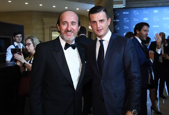 Celebrations mark Crocus City Mall's 15th anniversary