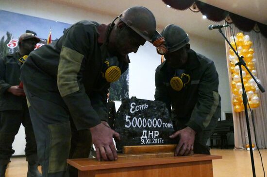 Five million metric tons of coal is produced in Donetsk People's Republic