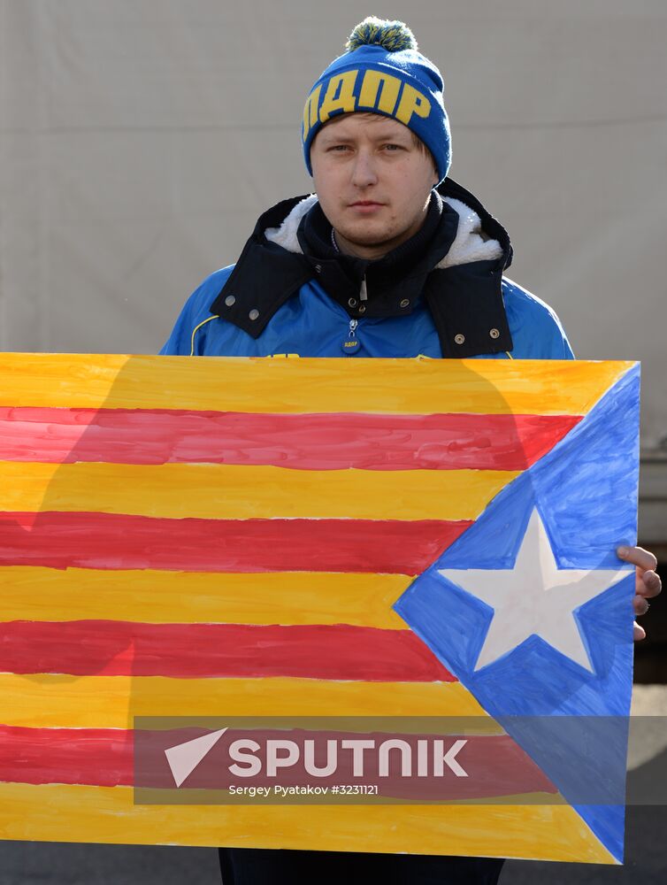 Russian Liberal Democratic Party stages rally to support Catalan independence movement