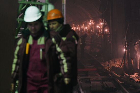 Construction of Seligerskaya metro station