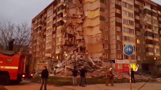 Apartment house collapses in Izhevsk