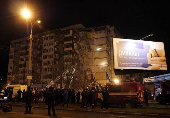 Apartment house collapses in Izhevsk