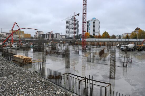 Akhmat Tower under construction in Grozny