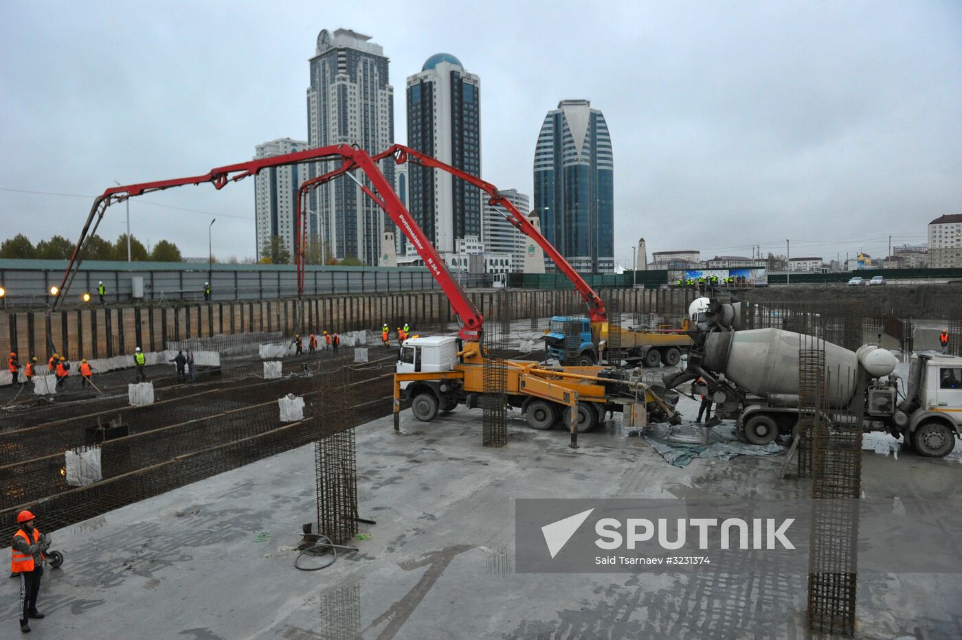 Akhmat Tower under construction in Grozny